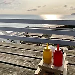 Сasa de vacaciones A Wave From It - Part Of The The Bay Village With Pool, Gym And Direct Access, Pub, Restaurant, Tennis And Meadows Walks Filey