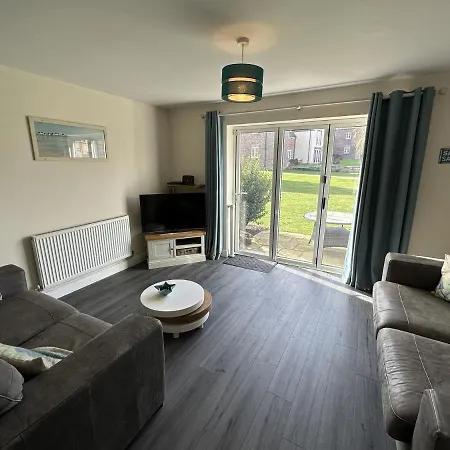 Σπίτι διακοπών A Wave From It - Part Of The The Bay Village With Pool, Gym And Direct Access, Pub, Restaurant, Tennis And Meadows Walks *